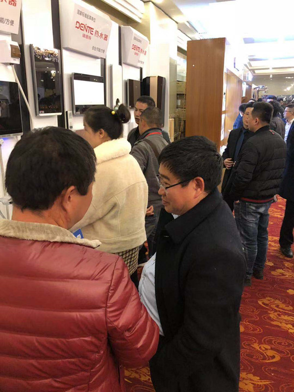 1543046706756236.jpg 微信圖片_20181124094808_副本.jpg